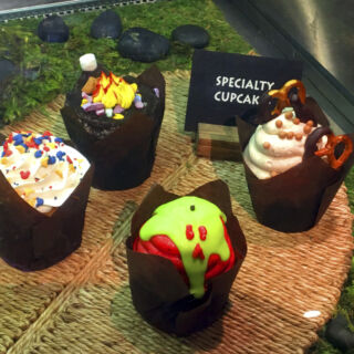 Roaring Forks Specialty Cupcakes